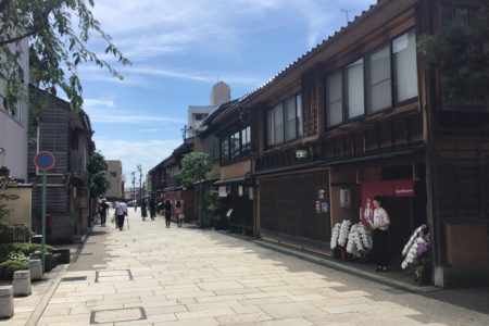 金沢 にし茶屋街をご紹介します