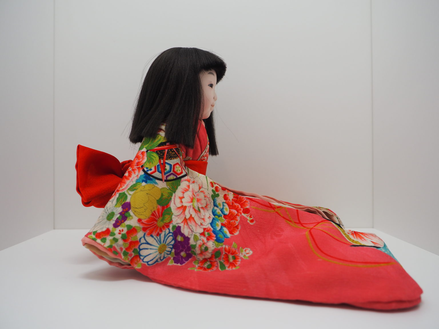 Japanese traditional Ichimatsu doll by Shokensai Touko Dolls Museum Shop